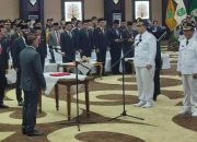 Gubernur Kalteng Lantik Rizky Aditya Putra dan Abdul Hamid sebagai Bupati dan Wakil Bupati Lamandau 2025-2030